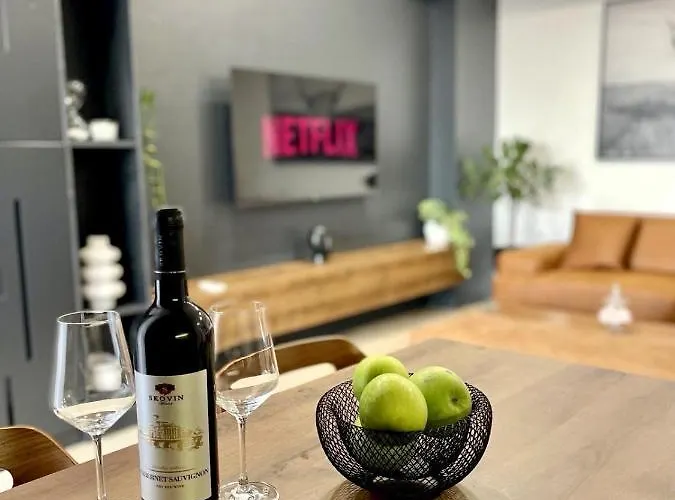 Sunlight Luxe * Skopje